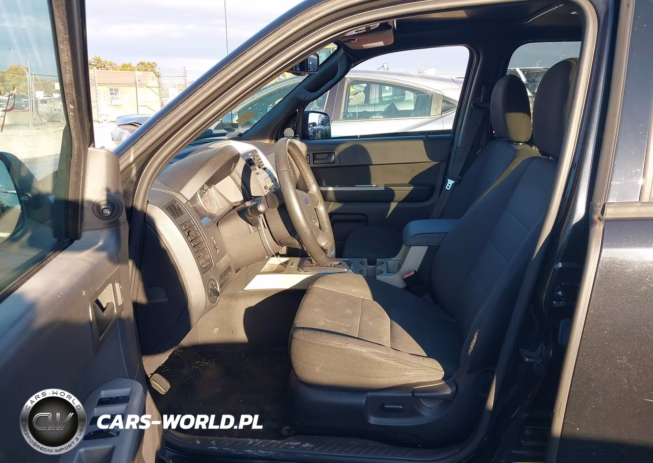 2011 Ford Escape Xlt VIN:1FMCU0DG2BKB89701 - 5