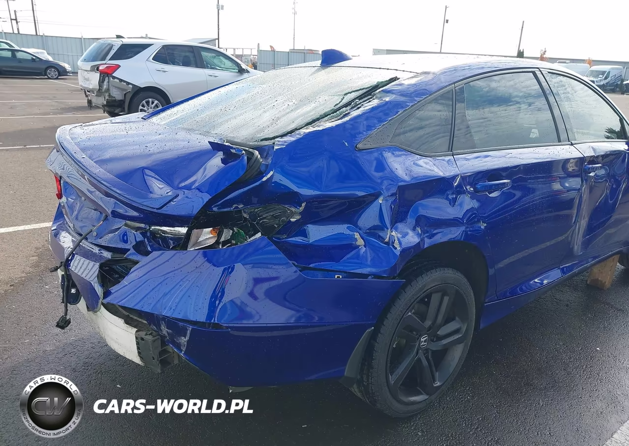 2018 Honda Accord Sport VIN:1HGCV1F37JA258566 - 18