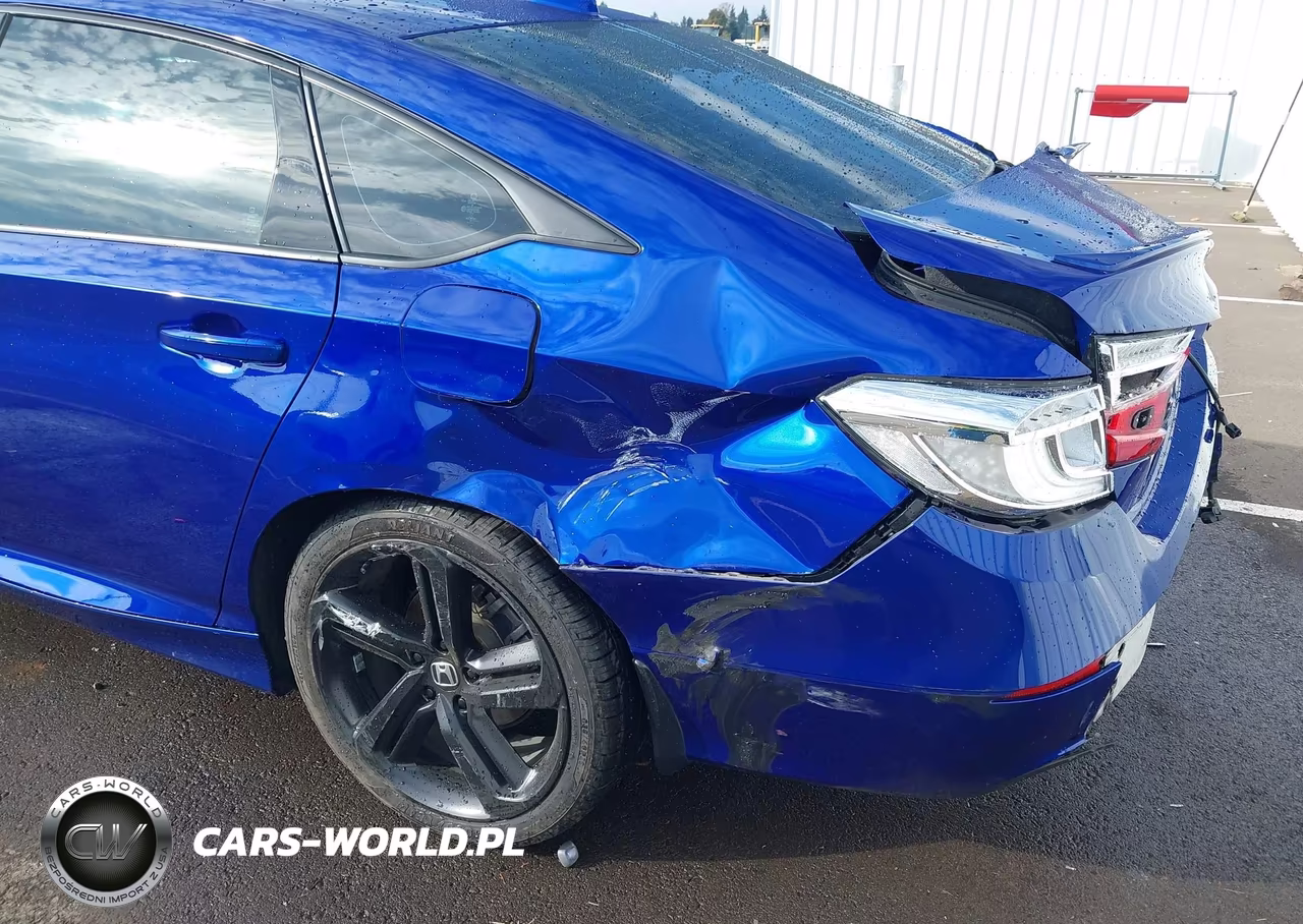 2018 Honda Accord Sport VIN:1HGCV1F37JA258566 - 19