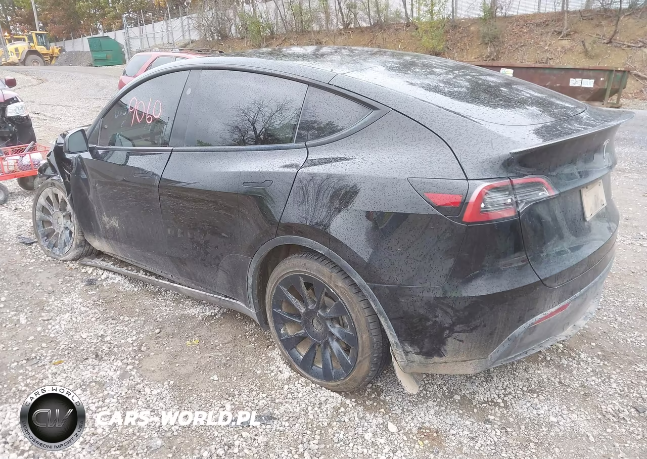 2023 Tesla Model Y Awd-Long Range Dual Motor All-Wheel Drive VIN:7SAYGDEE7PA168854 - 3