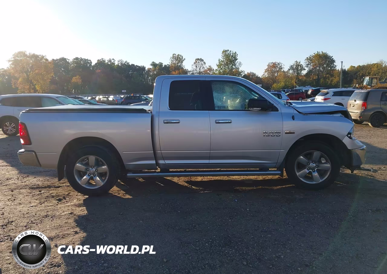 2015 Ram 1500 Big Horn VIN:1C6RR6GT6FS628715 - 13