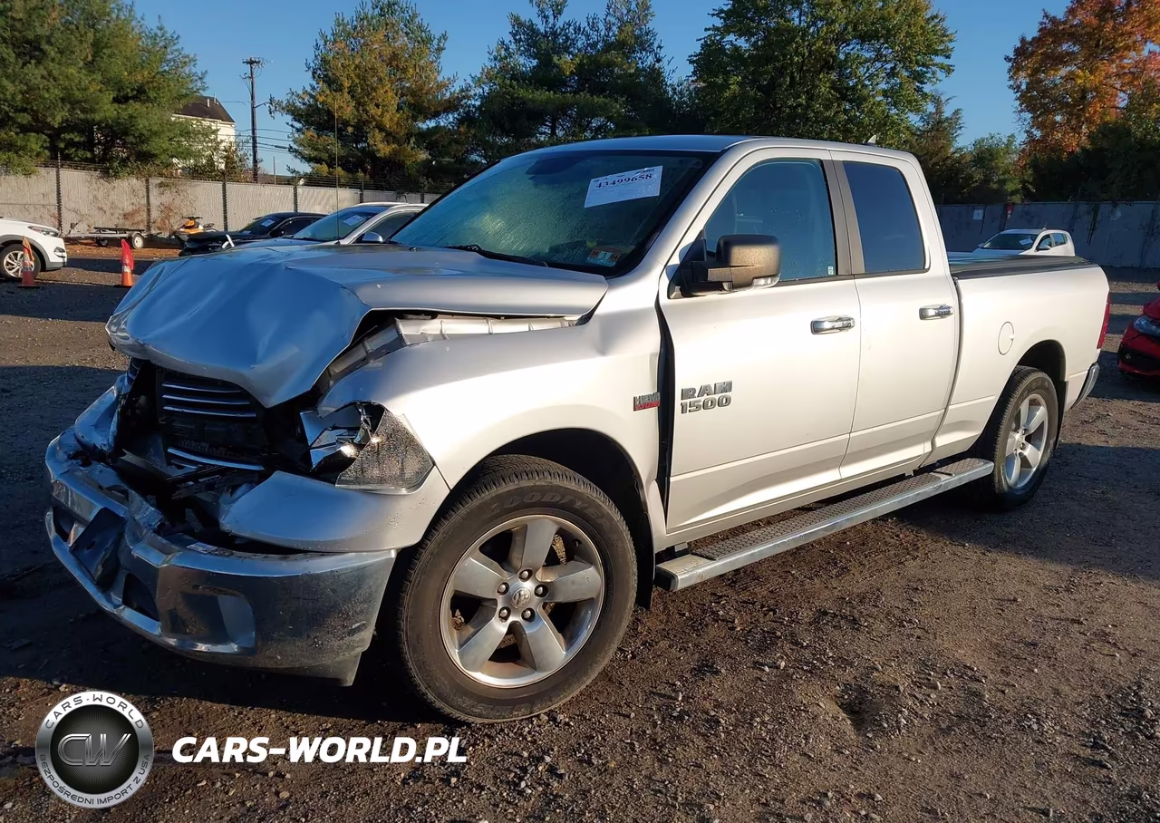 2015 Ram 1500 Big Horn VIN:1C6RR6GT6FS628715 - 2
