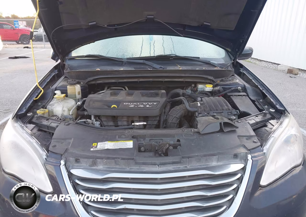 2013 Chrysler 200 Touring VIN:1C3CCBBB8DN688941 - 10