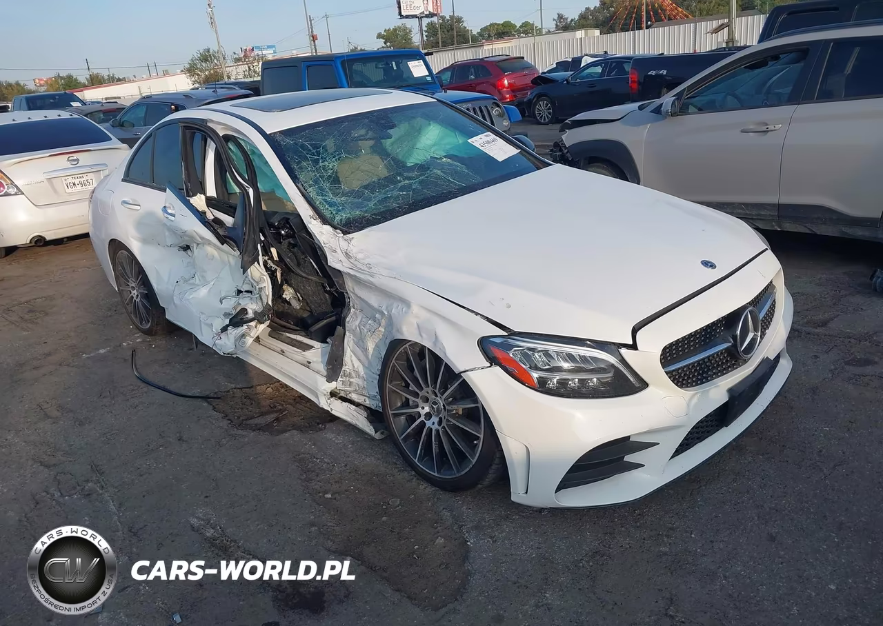 2019 Mercedes-Benz C 300