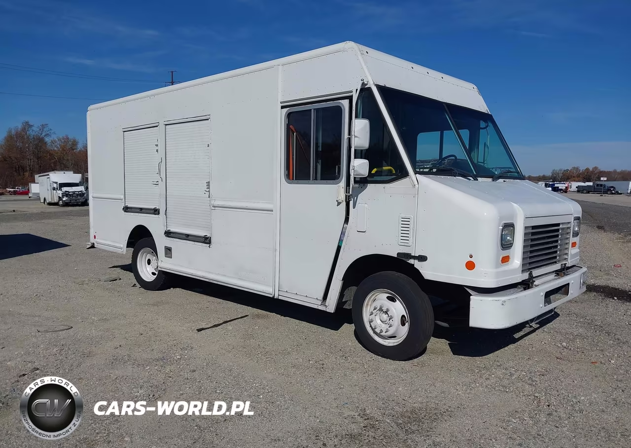 2017 Ford F-59 Commercial Stripped