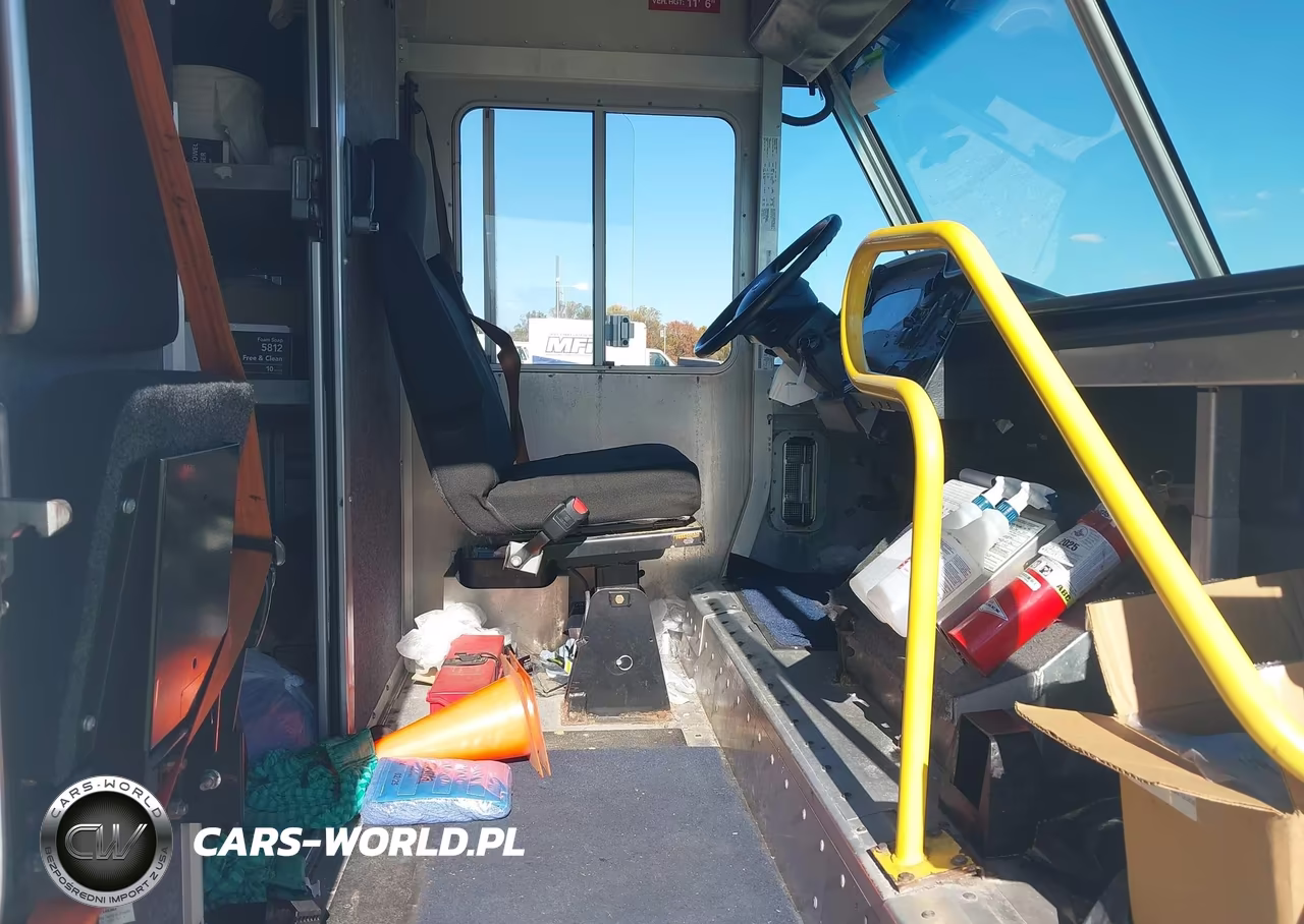 2017 Ford F-59 Commercial Stripped VIN:1F65F5KY7H0A06865 - 7