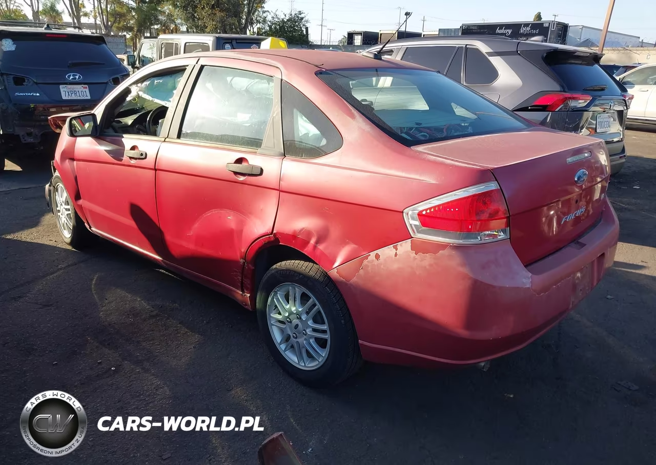 2009 Ford Focus Se VIN:1FAHP35N69W183179 - 3