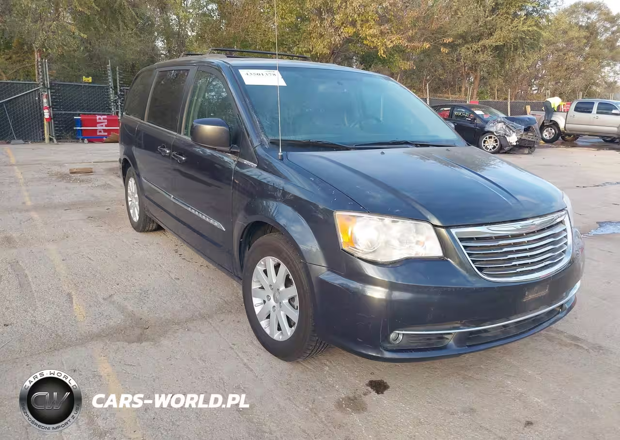 2014 Chrysler Town & Country Touring