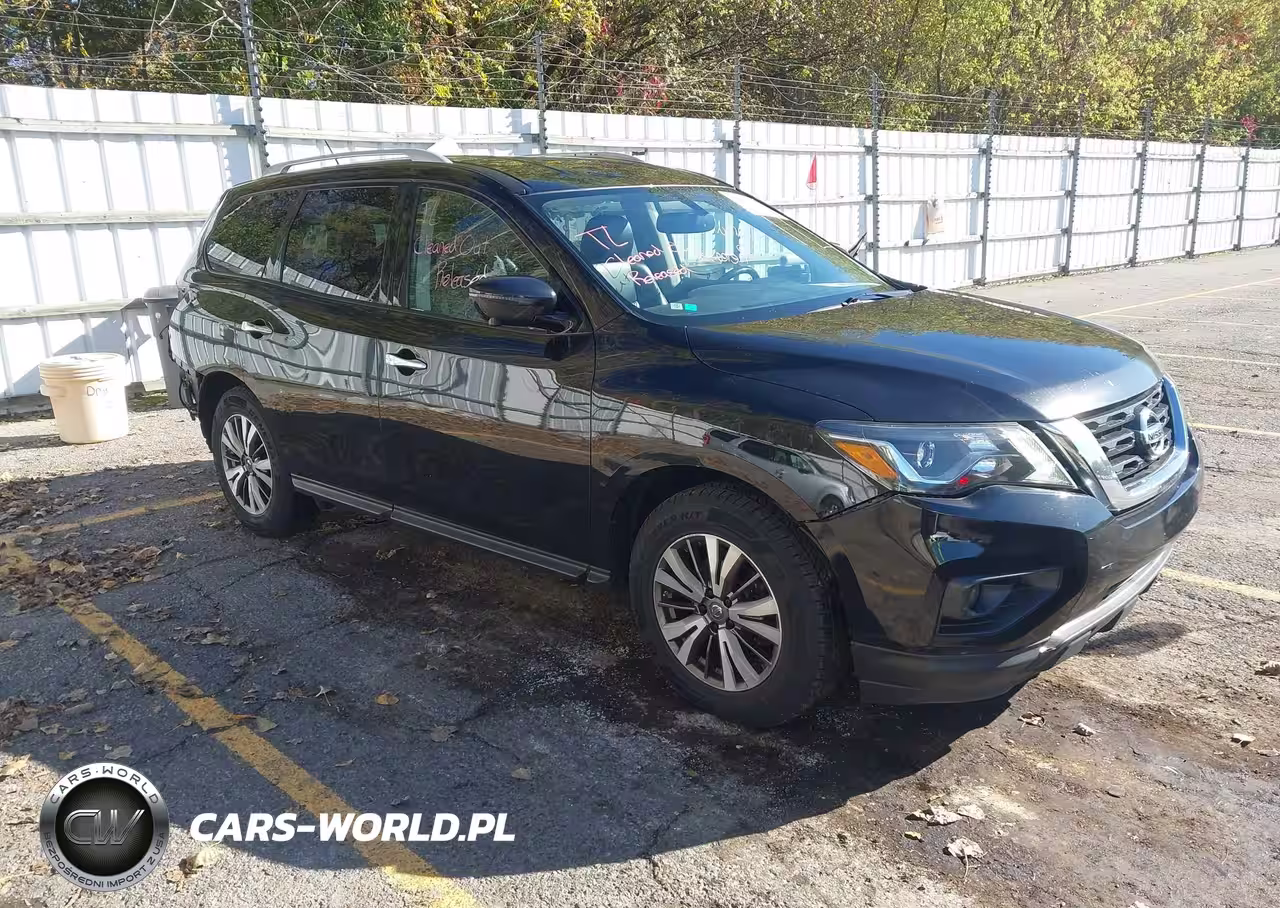 2018 Nissan Pathfinder Sl