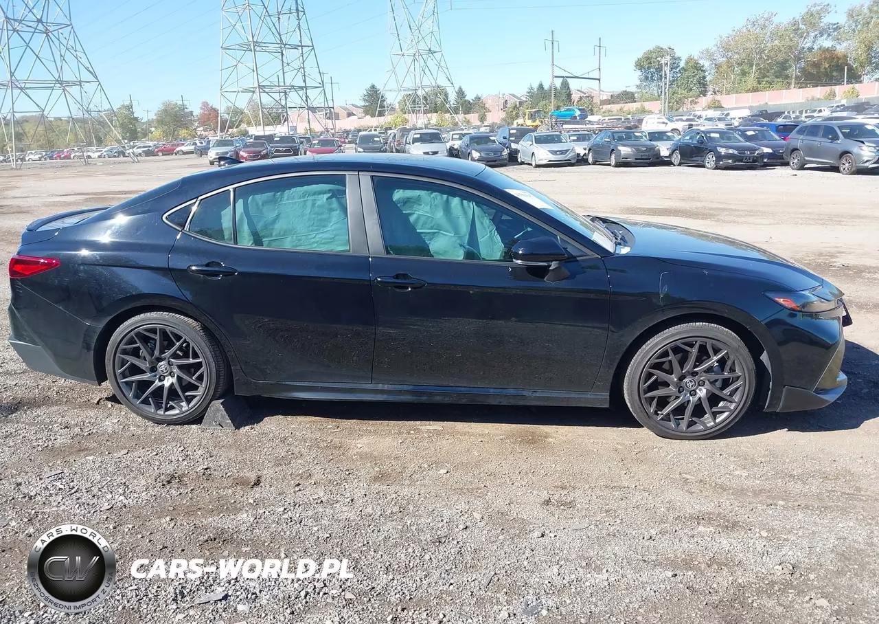 2025 Toyota Camry Se VIN:4T1DAACK2SU541933 - 14