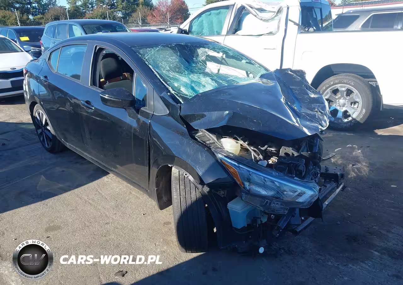 2021 Nissan Versa Sr Xtronic Cvt