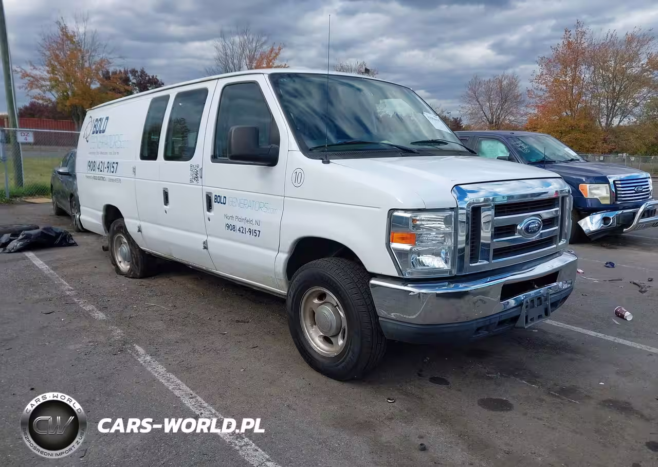 2014 Ford E-350 Super Duty Commercial