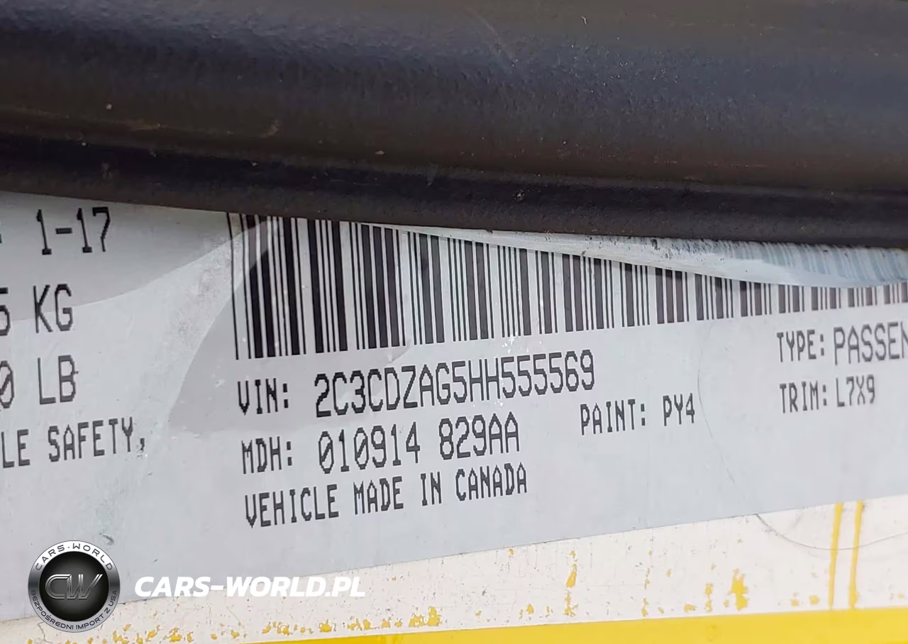 2017 Dodge Challenger Sxt VIN:2C3CDZAG5HH555569 - 9