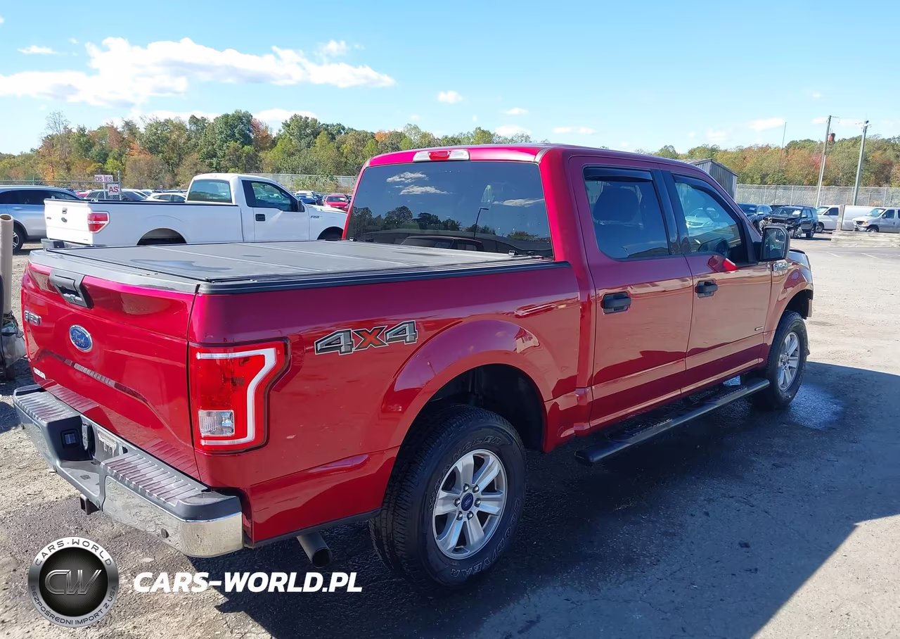 2017 Ford F-150 Xlt VIN:1FTEW1EP8HFC82512 - 4