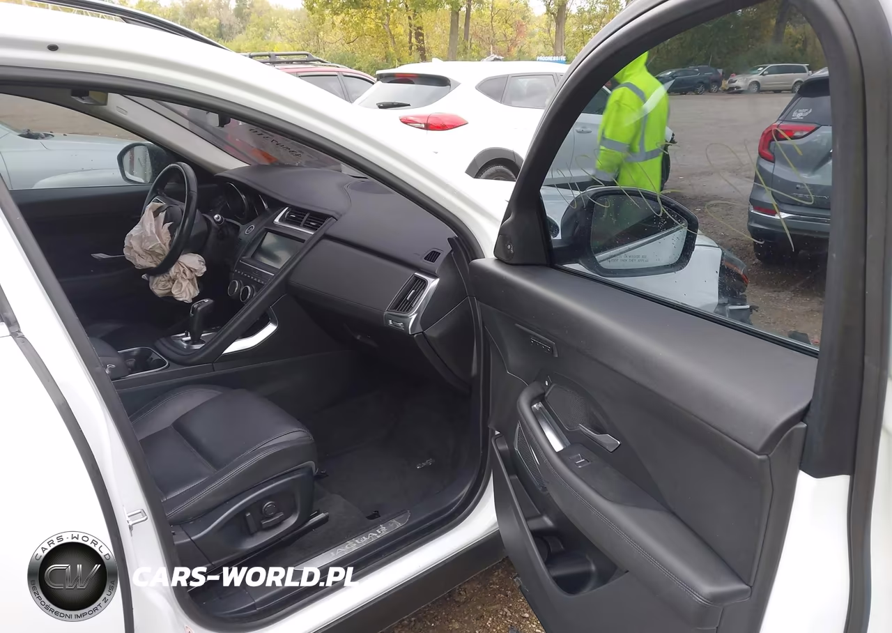2018 Jaguar E-Pace R-Dynamic S-S VIN:SADFJ2FX9J1Z16084 - 5