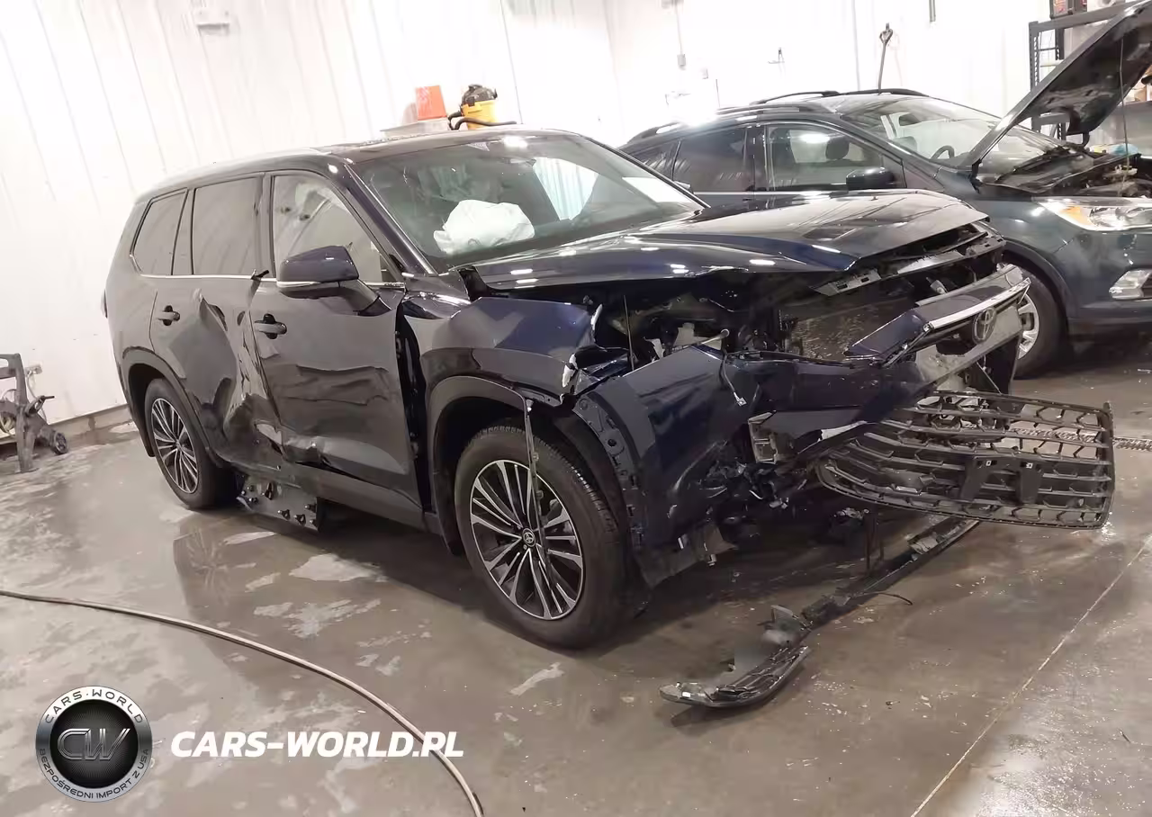 2024 Toyota Grand Highlander Hybrid Platinum Max