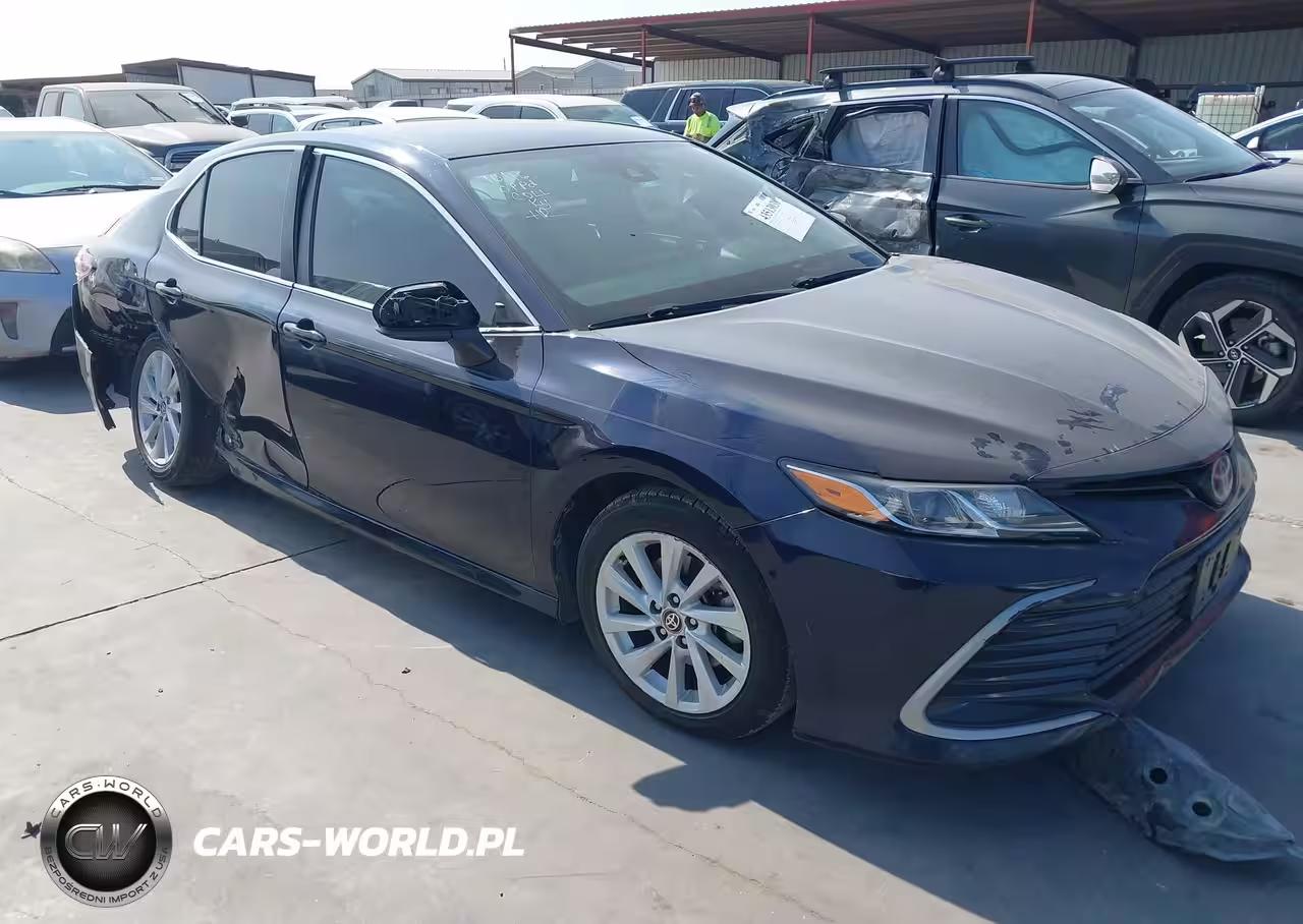 2021 Toyota Camry Le