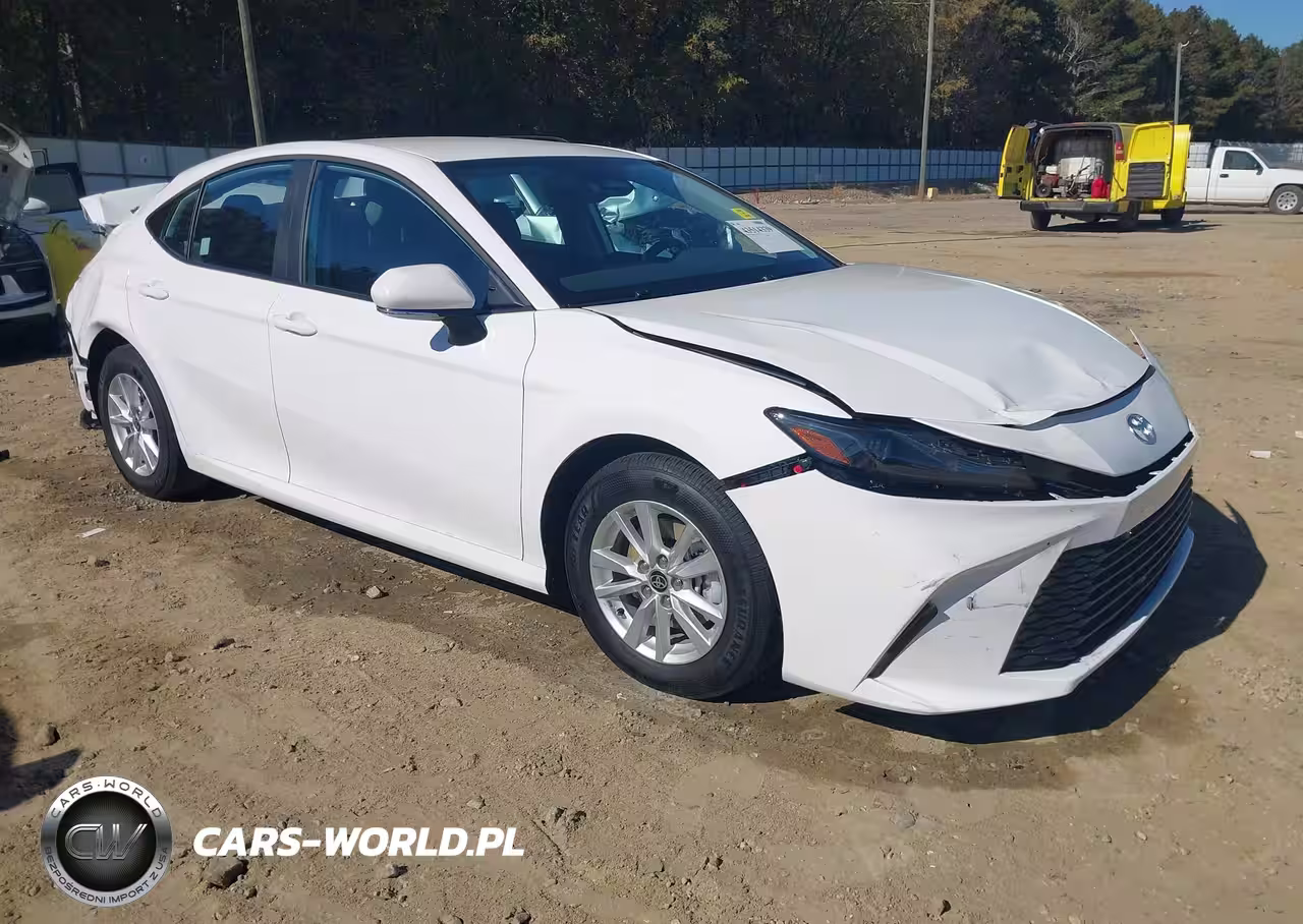 2025 Toyota Camry Le