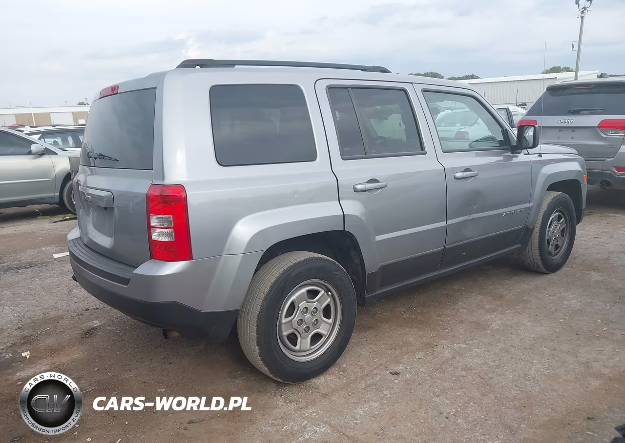 2016 Jeep Patriot Sport VIN:1C4NJPBB4GD576607 - 4