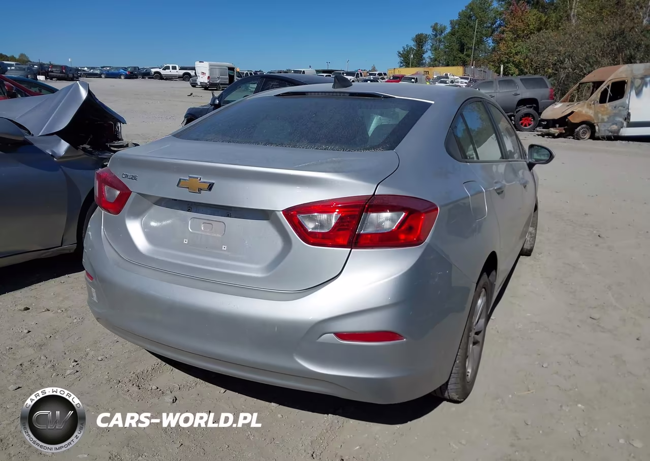 2019 Chevrolet Cruze Ls VIN:1G1BC5SMXK7150245 - 4