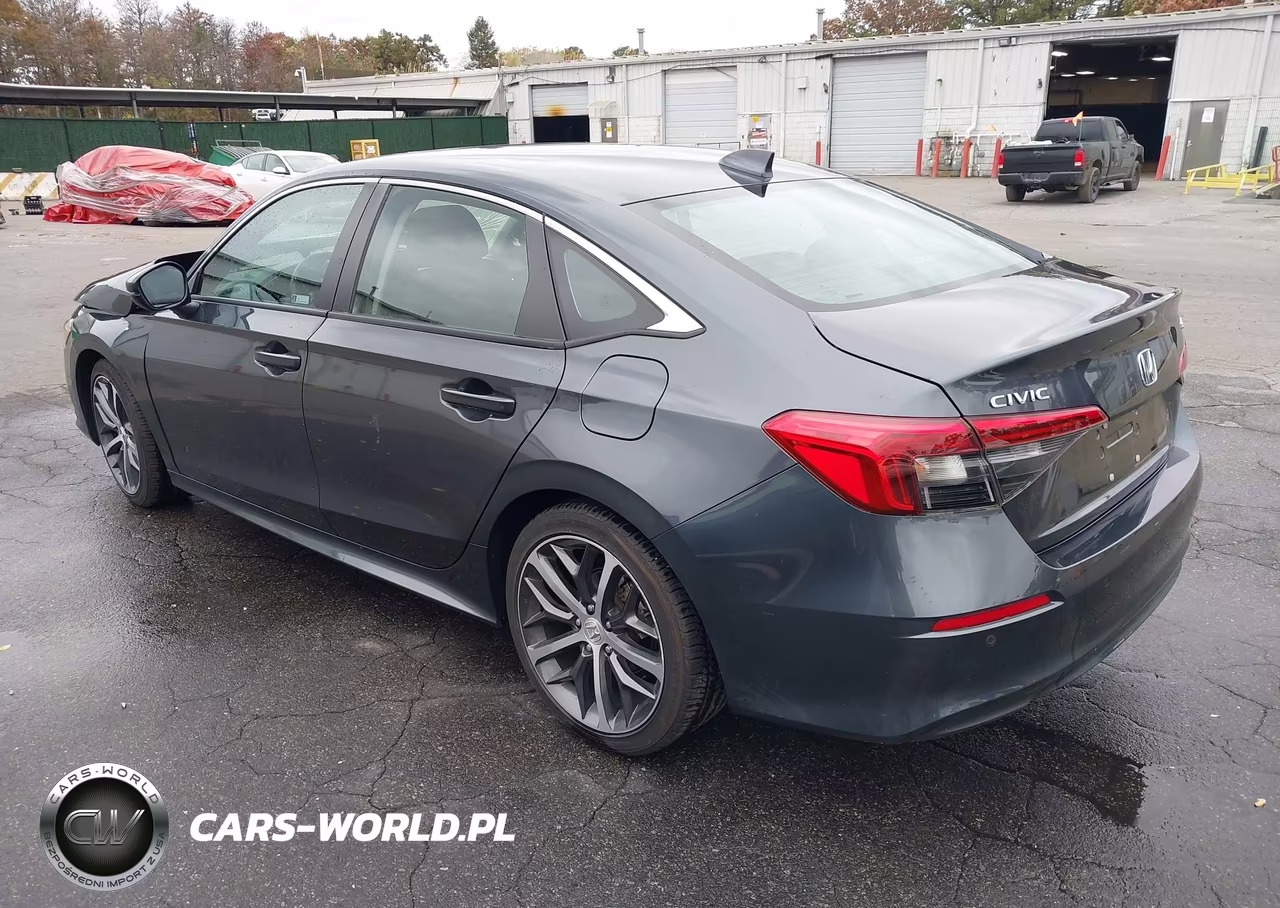 2024 Honda Civic Touring VIN:2HGFE1F91RH310188 - 3