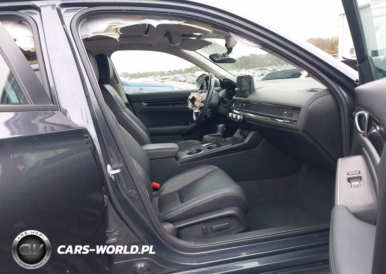 2024 Honda Civic Touring VIN:2HGFE1F91RH310188 - 5