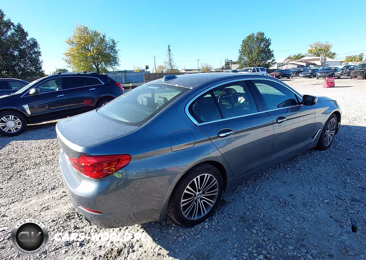 2018 BMW 530I xDrive VIN:WBAJA7C58JWA71575 - 4