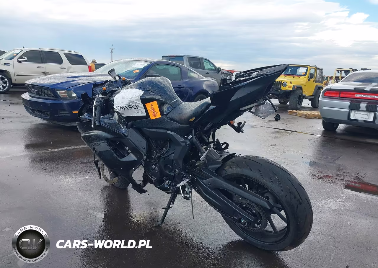 2025 Yamaha Yzfr7 VIN:JYARM38E3SA020457 - 3