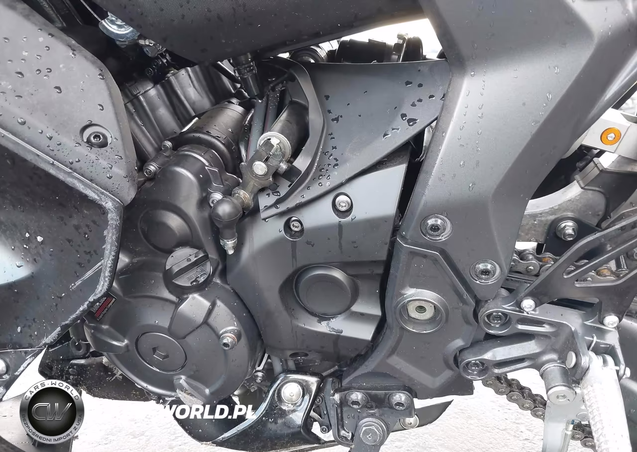 2025 Yamaha Yzfr7 VIN:JYARM38E3SA020457 - 9