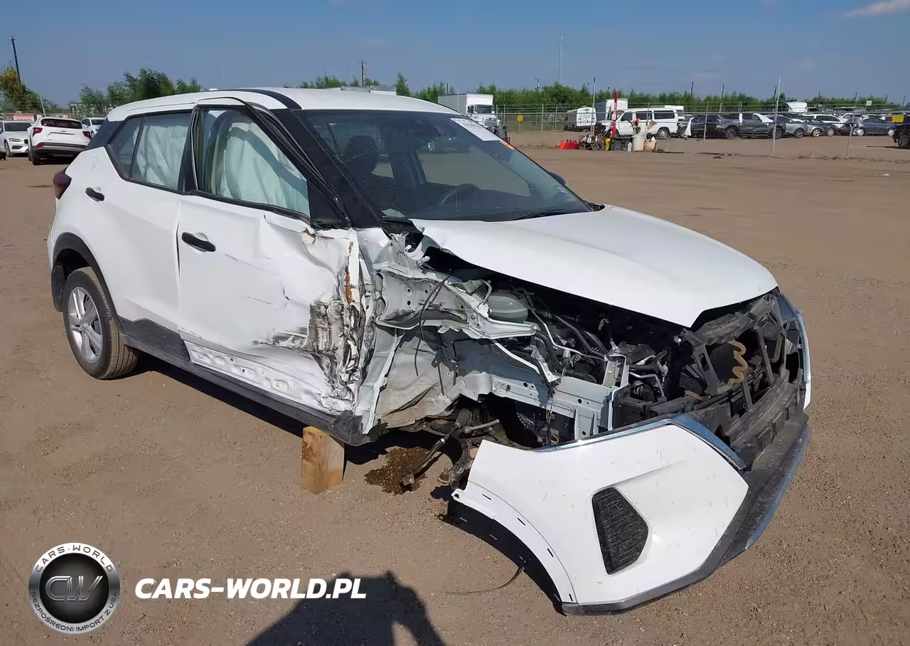 2025 Nissan Kicks Play S