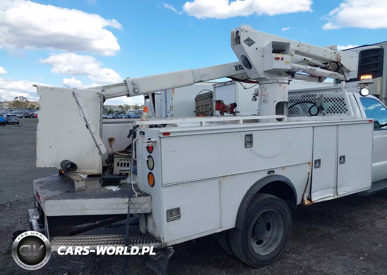 2015 Ford F-550 Chassis Xl VIN:1FDUF5GT8FEC38506 - 11