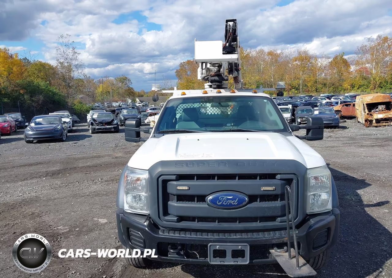 2015 Ford F-550 Chassis Xl VIN:1FDUF5GT8FEC38506 - 15