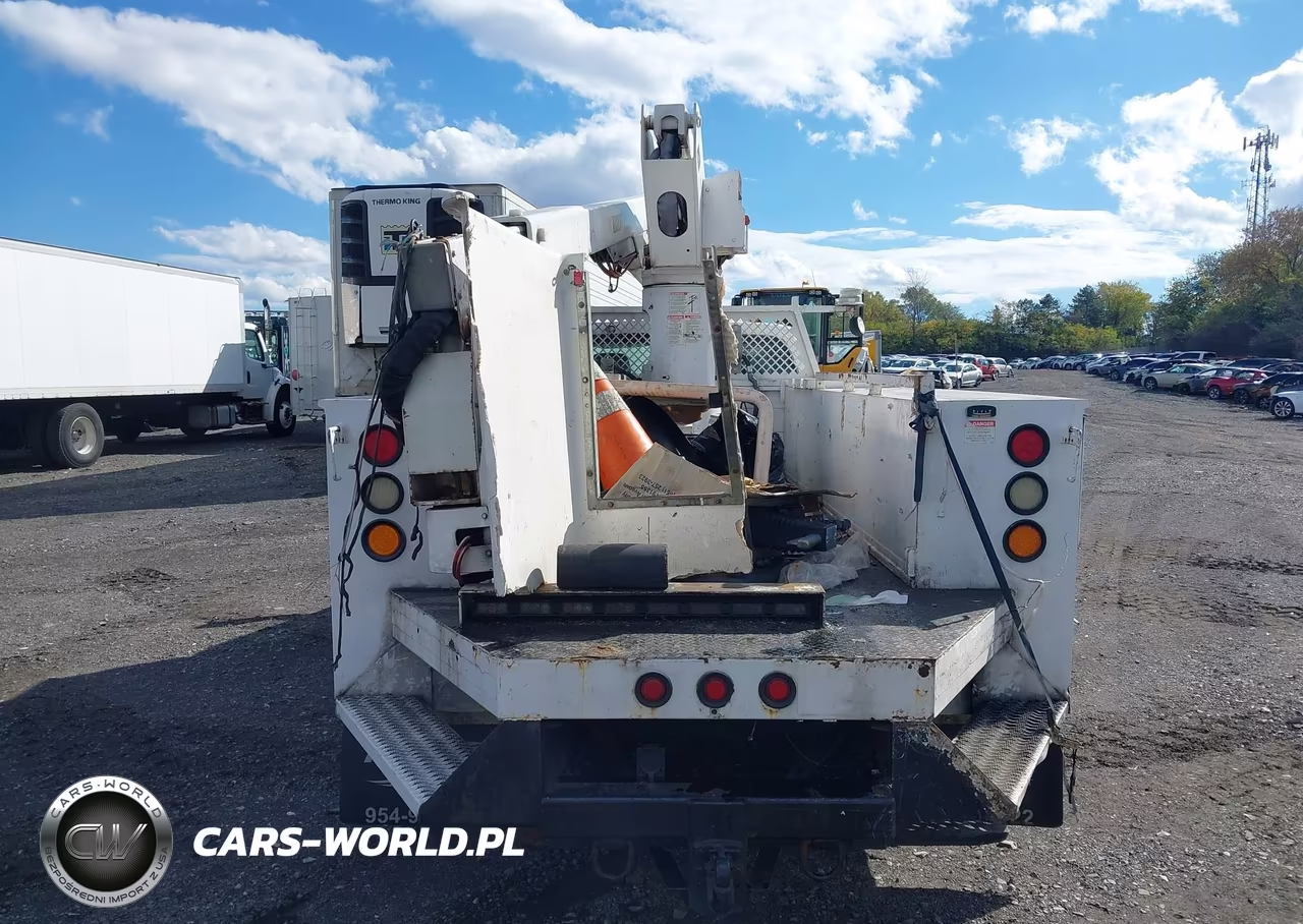 2015 Ford F-550 Chassis Xl VIN:1FDUF5GT8FEC38506 - 18