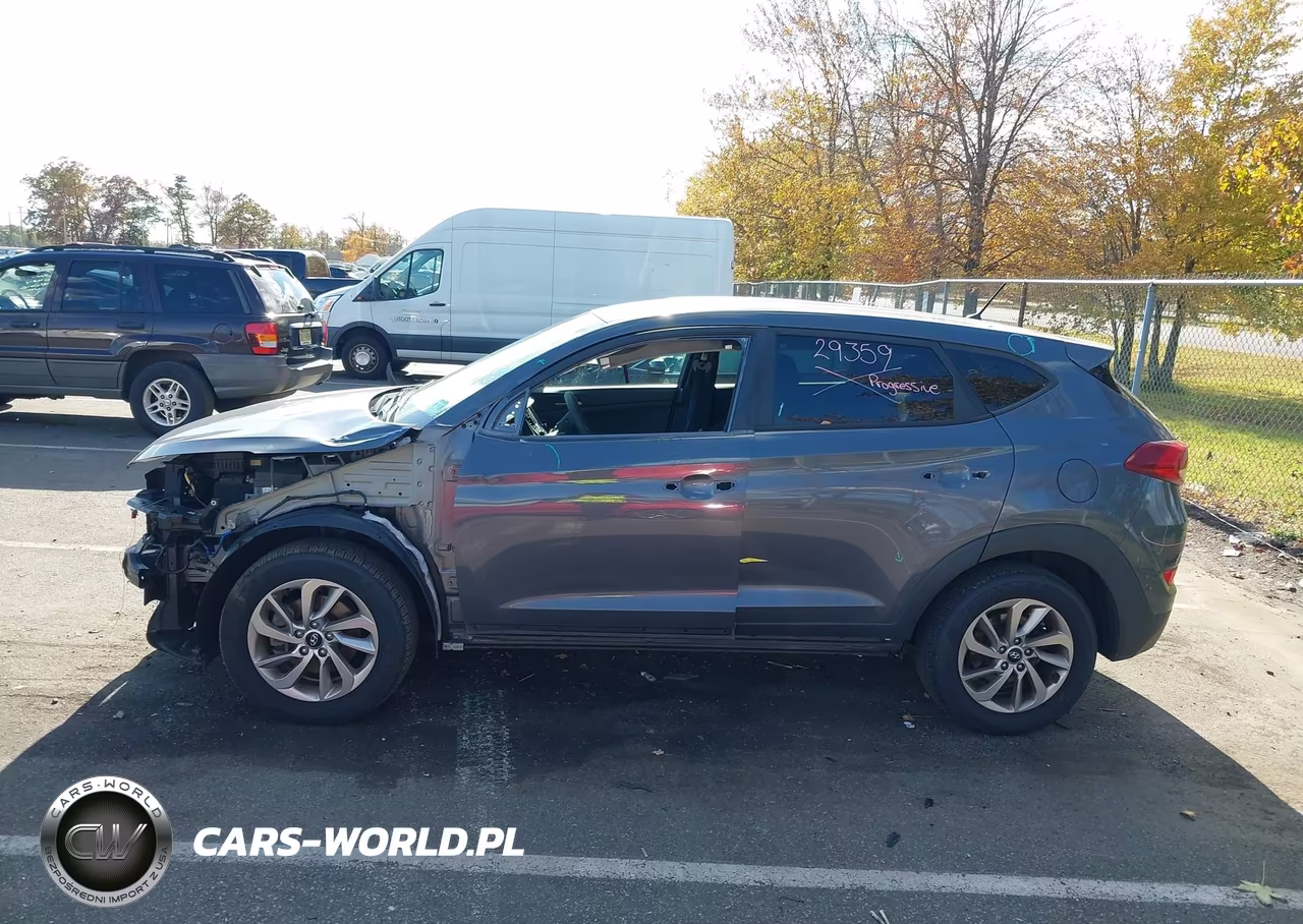 2018 Hyundai Tucson Se VIN:KM8J2CA47JU681118 - 14