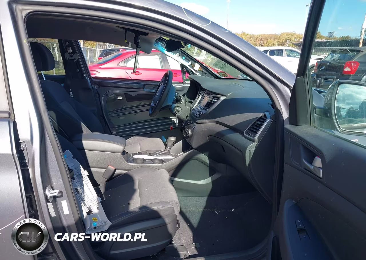 2018 Hyundai Tucson Se VIN:KM8J2CA47JU681118 - 5