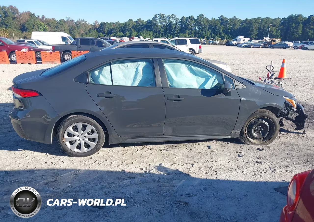 2026 Toyota Corolla Le VIN:5YFB4MDE7TP371600 - 13