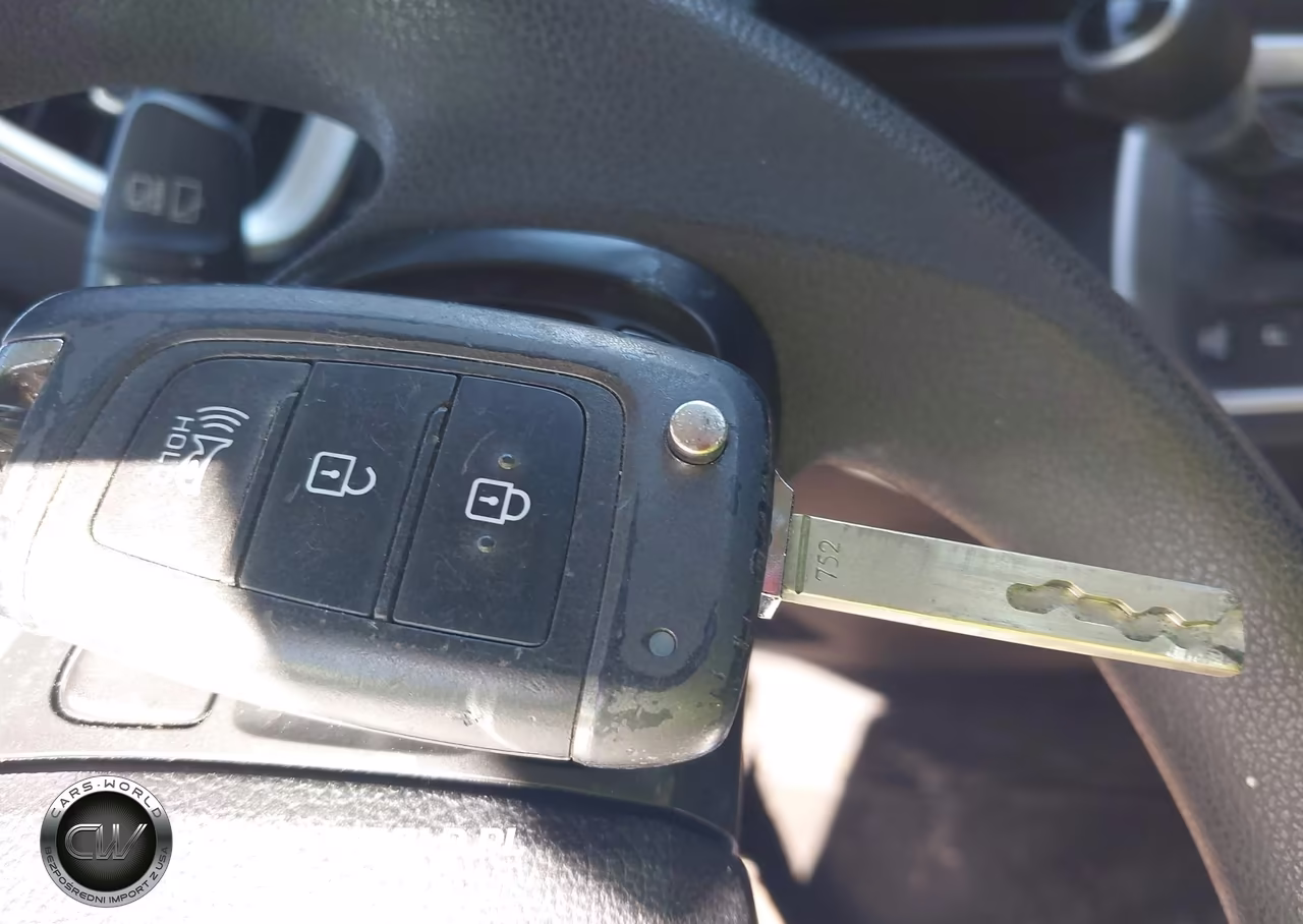 2021 Hyundai Venue Se VIN:KMHRB8A36MU068614 - 11