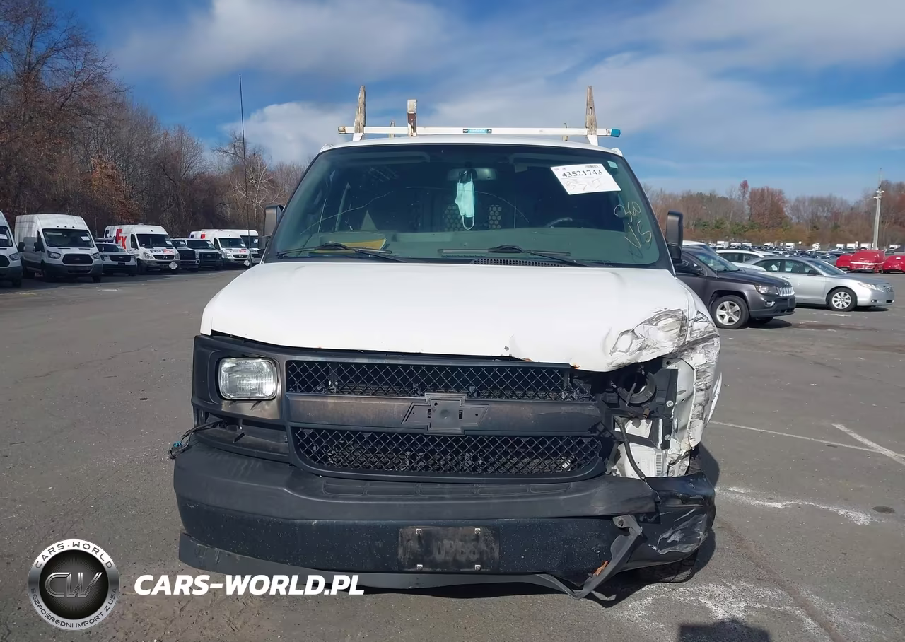 2017 Chevrolet Express 2500 Work Van VIN:1GCWGAFF8H1126202 - 12
