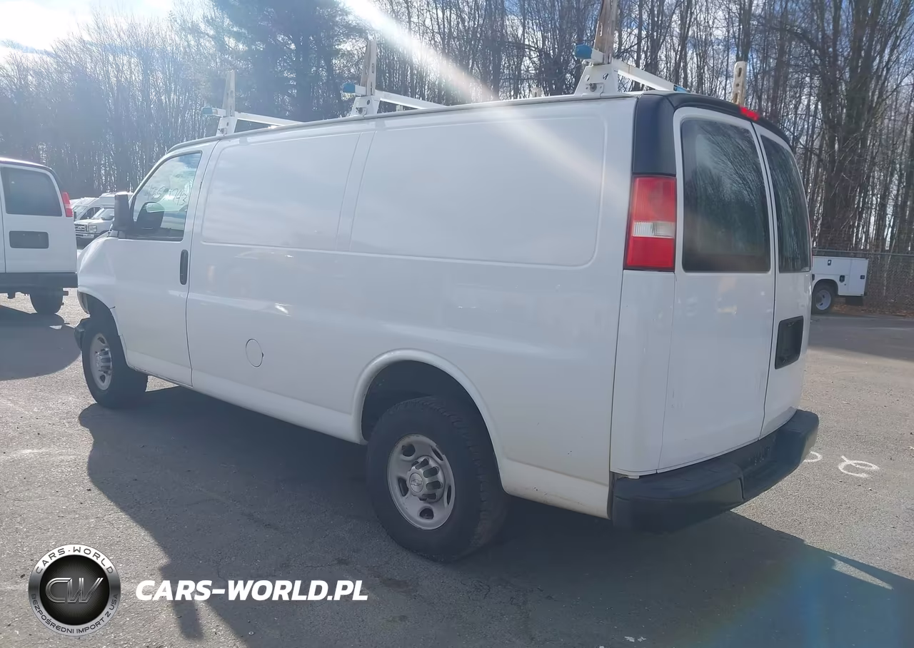 2017 Chevrolet Express 2500 Work Van VIN:1GCWGAFF8H1126202 - 3