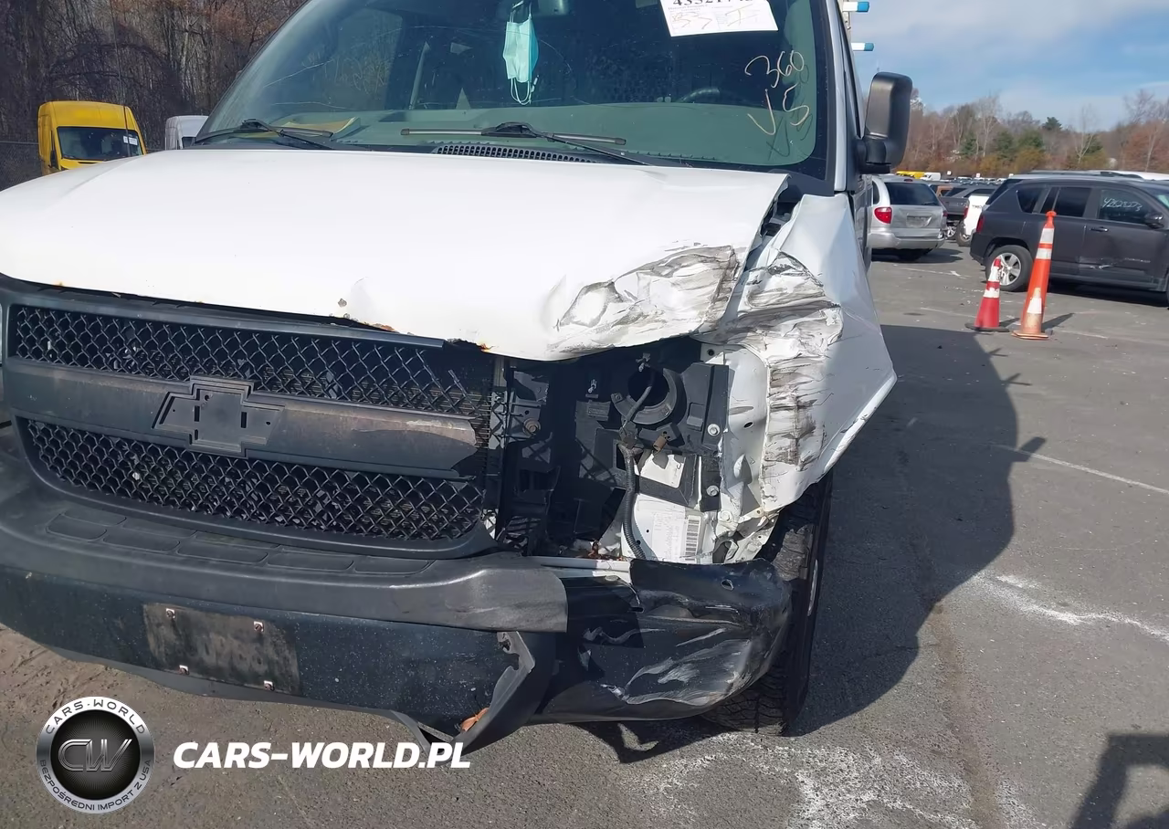 2017 Chevrolet Express 2500 Work Van VIN:1GCWGAFF8H1126202 - 6