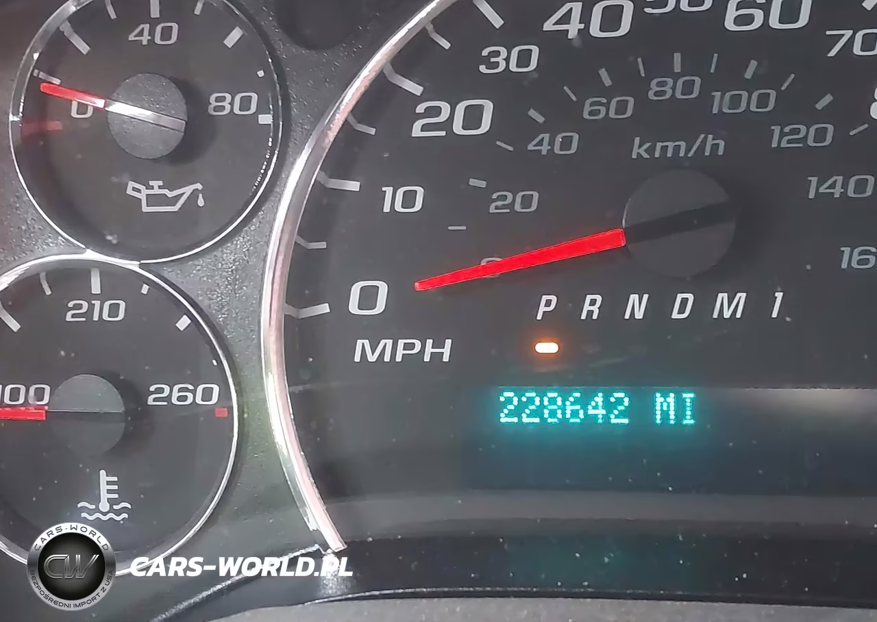 2017 Chevrolet Express 2500 Work Van VIN:1GCWGAFF8H1126202 - 7