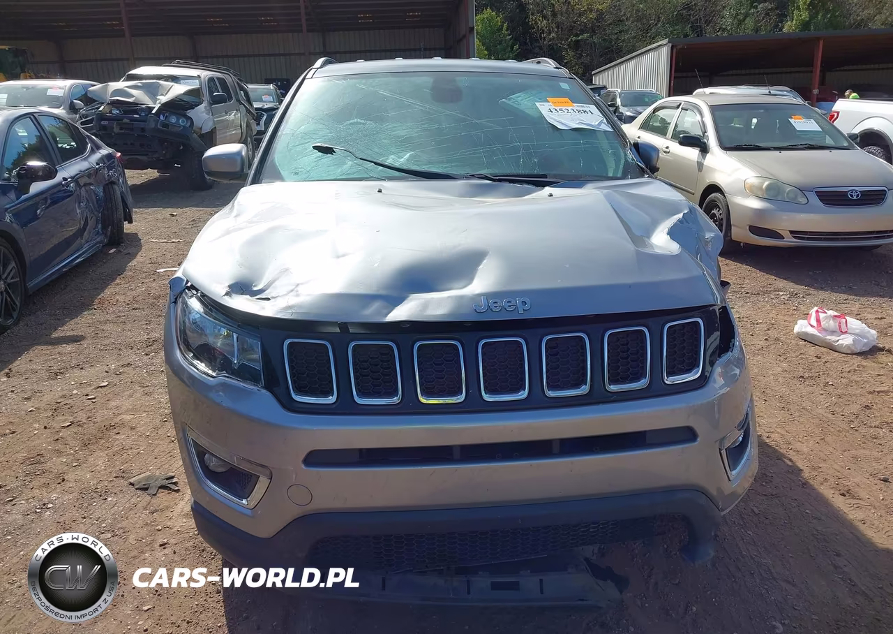 2018 Jeep Compass Limited 4X4 VIN:3C4NJDCB6JT135513 - 11