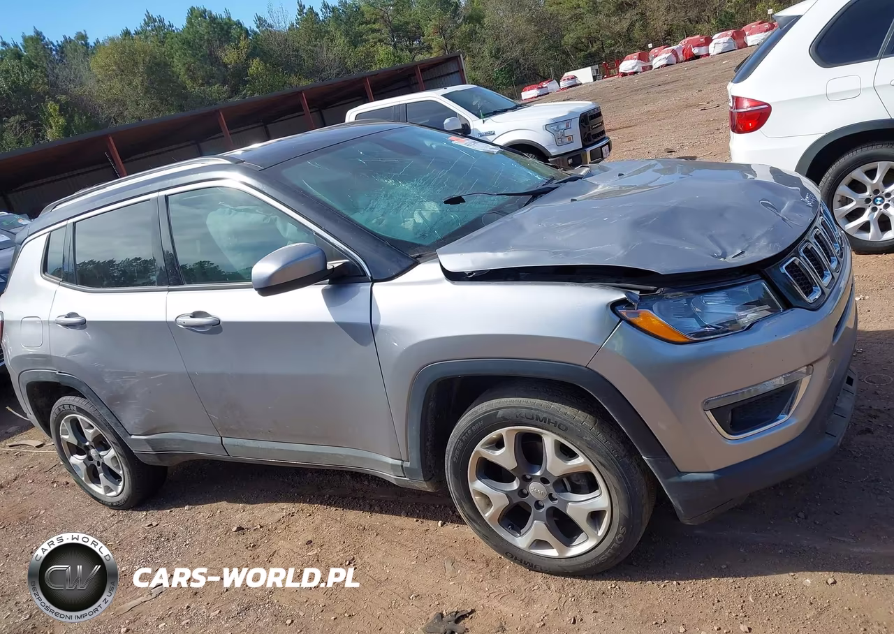 2018 Jeep Compass Limited 4X4 VIN:3C4NJDCB6JT135513 - 12