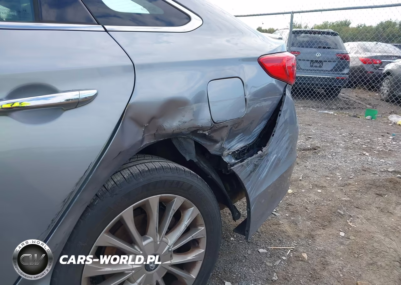 2015 Hyundai Sonata Sport-Limited VIN:5NPE34AFXFH131858 - 13