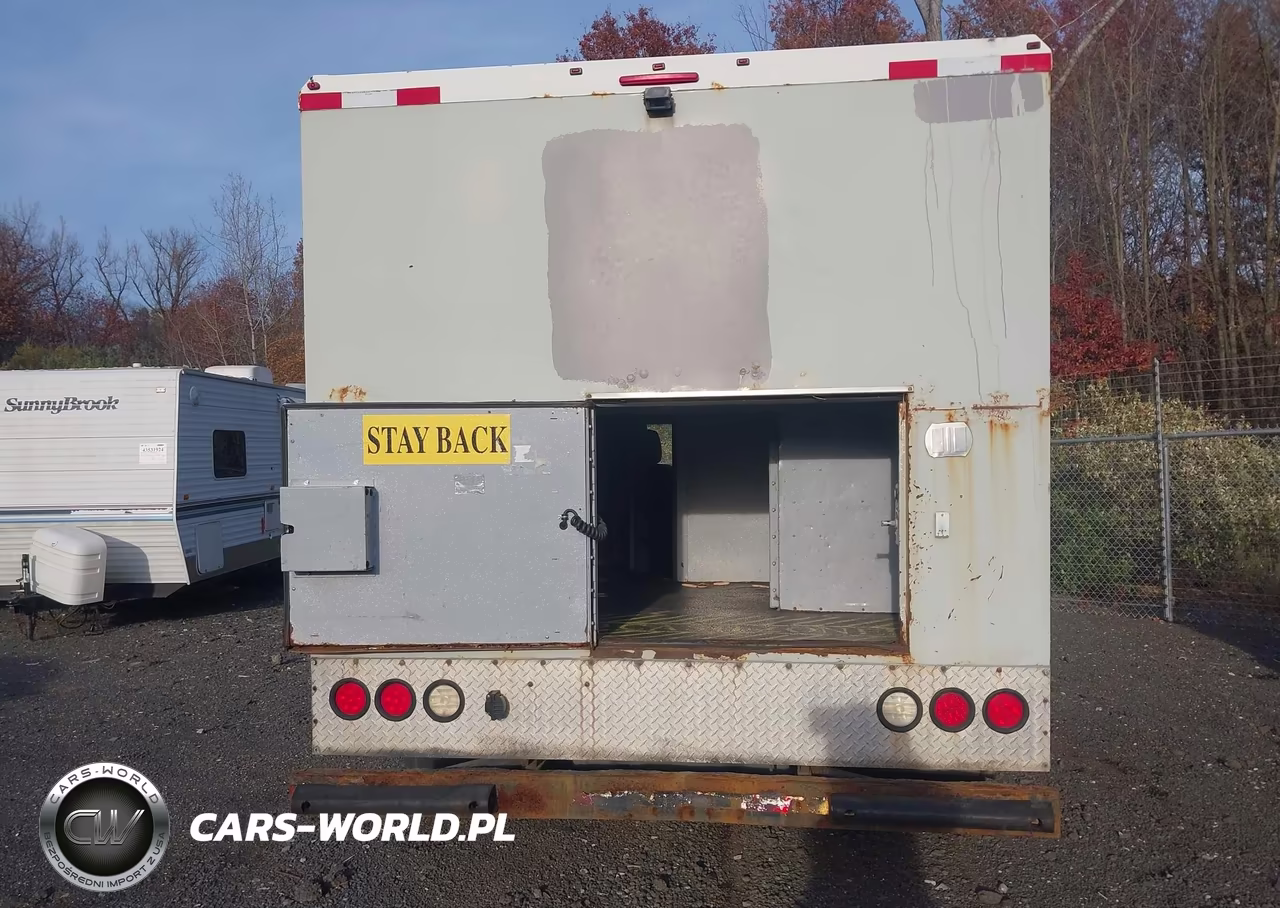 2016 Ford Super Duty F-550 Drw Xl VIN:1FDAF5GT8GEB98190 - 17