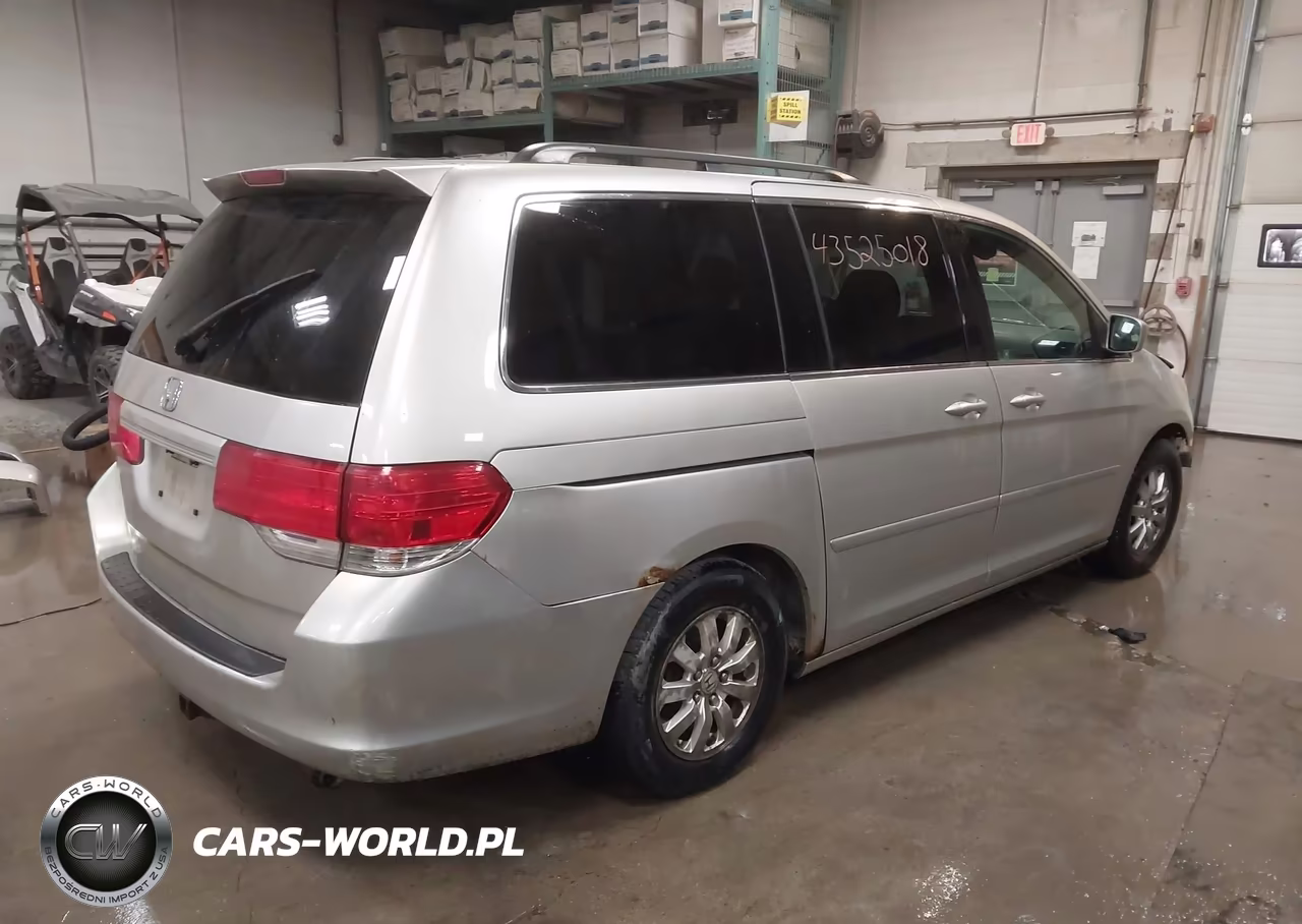 2008 Honda Odyssey Ex VIN:5FNRL38468B013162 - 4