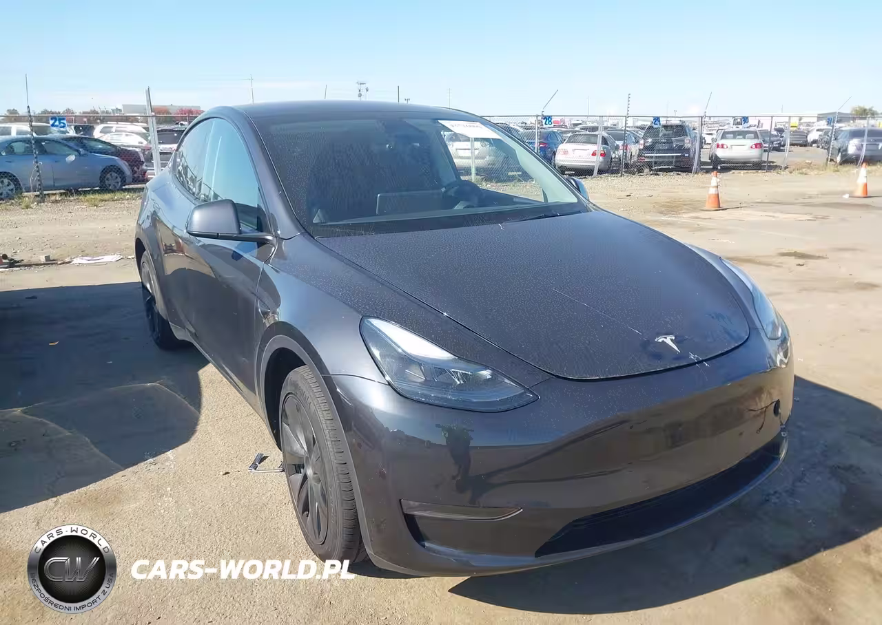 2025 Tesla Model Y Long Range Dual Motor All-Wheel Drive