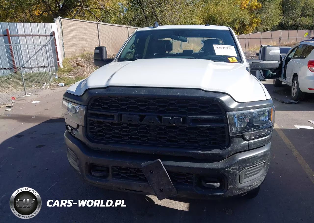 2024 Ram 2500 Tradesman 4X4 8' Box VIN:3C6UR5HL6RG154263 - 12