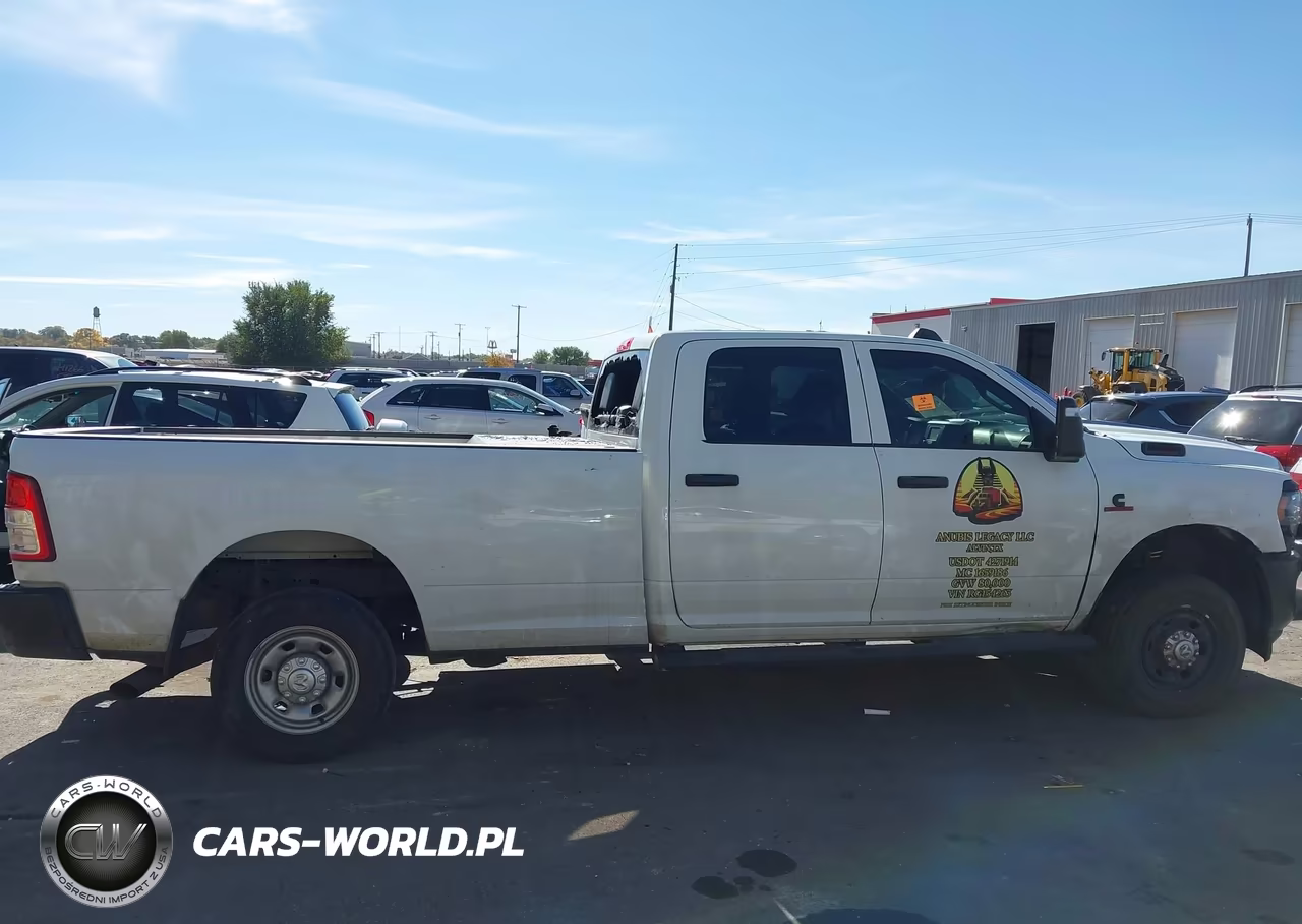 2024 Ram 2500 Tradesman 4X4 8' Box VIN:3C6UR5HL6RG154263 - 13