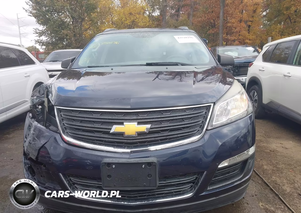 2015 Chevrolet Traverse Ls VIN:1GNKRFED5FJ117984 - 12